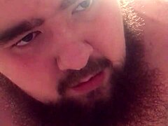 ever seen a young chub ride a dildo?