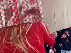 Close pals dare face twists