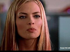 Jaime Pressly in solo action