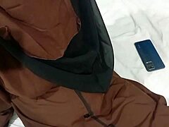 Sexy hot thick Muslim girl gets her stepbrother hard