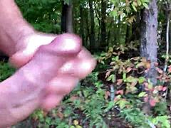 Crazy clit rub for one