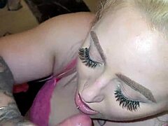 Blonde gets facial after blow job