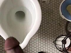 Good nut with a teasing finish