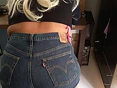 I’m rocking tight shorts for you