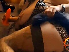 What’s klaudiaambergirl hiding in cat lingerie?