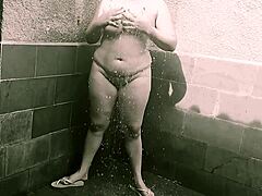 Latina's Fierce Shower Masturbation Stuns
