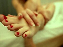 Brunette’s Barefoot Fetish Jerk-Off Guide