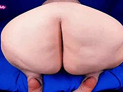 I’m obsessed with shaking and spreading this fat loose booty, mama’s ready to fart on that dick