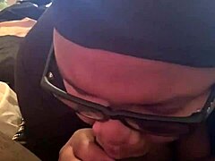 Baddie29 Sucking Huge Black Cock