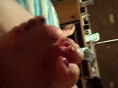 Hey babe, can you work those feet for a hot footjob tonight?