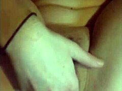 oh man, lil red's wet flexy fingerin cum on cam