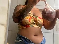 I’m live and unzipped to show how bad I wanna get fucked right now.