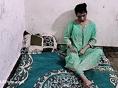 Indian Muslim Couple Bangs Hard on Festival Day After Month!
