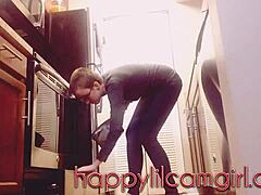 Girl Ignores You While Cleaning Kitchen in Giantess Webcam Clip