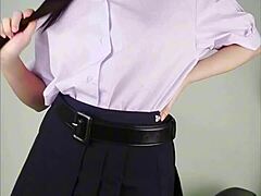i’m obsessed with watching this cute teen stuff her tight pussy