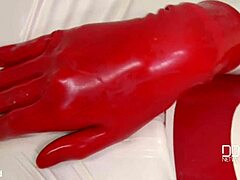 Latex sex goddess spanking herself in solo masturbation. Raw kinky play in heels.