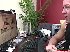 I Felt So Wild When That Big Dick User Fucked My Pussy Hard
