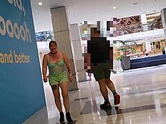 wow, this trashy kiwi slut flashes at the mall and on busy streets! her dirty public stunts are unreal 😜