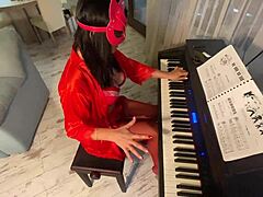 milfycalla’s wild time with piano teacher dick, oops
