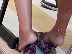 Ebony Teen Lightskin Soles Caught on Hidden Candid Camera