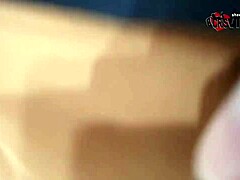 Chupando Desconhecidos e Engolindo Porra no Gloryhole com Corno Beijando - Trailer