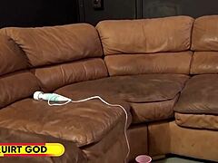 Rookie Summer Rae gets finger-blasted hard by Porno Dan. She swallows his thick load after.