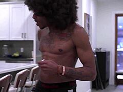 Groovy ebony threesome with huge BBC! 😍