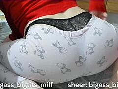 Caught her in pajamas doggystyle while cleaning with wild fingering