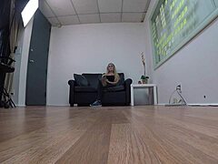 Samantha MILF Shows Deep Skills in POV Casting