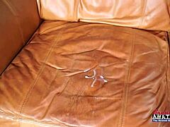 uhh, petite busty autumn fingerin her pussy n deepthroatin cock