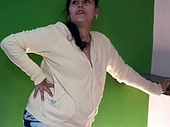 desi step mom caught banging in secret