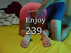 Super tight leggings dry humping and riding until he cums hard