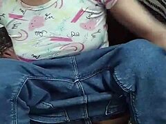 Marwadi girl's viral MMS with sensual fingering
