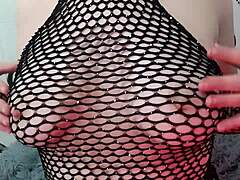 i wanna feel ur hard cock deep in my tight pussy