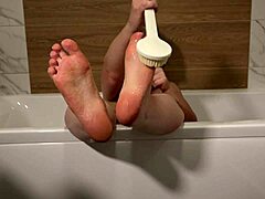 wanna wash my feet with this milf in bath?