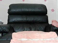 Chair wank hints at explosive solo fun tonight.