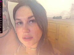Domi in Ass Triggers Wild Squirting on Webcam Chat
