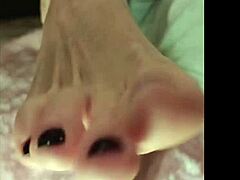 ugh, time to worship my feet, c'mon already guys