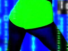 La more linda sways with captivating moves