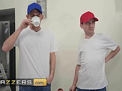 Brazzers - Louise Lee lets housepainters cover her face with hot cum as a wild reward