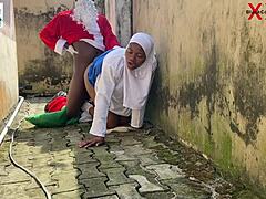 Africa Santa Caught Fucking Naive Neighbor's Daughter in Backyard by Window