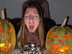 oh man, i can’t hold it... squirtin’ on halloween night!