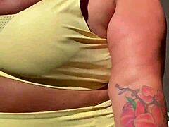 Curious how a BBW milf teases on a holiday getaway?