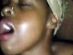 Sex with my girlfriend in a wild encounter