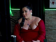 Hey, Pri Melancia Overcame Doubts to Shine in Sheer Red! Watch Now!