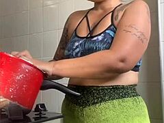 Casada films cooking online but just wants to flash her swollen pussy.