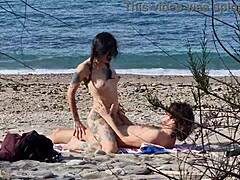 Wow, Beach Sex with Squirting Orgasms at 7:40 and 13:25!