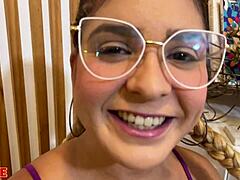 yo, she ditched her small-dick boyfriend and stretched herself wide at cuckold house.