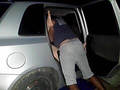 Casadinha Gostosa Rides Black Dick Outdoors in Brazil
