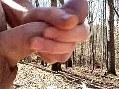 clitlicker662 update 34 with img 1341 from mar 02 2025 shows outdoor hairy pussy masturbation